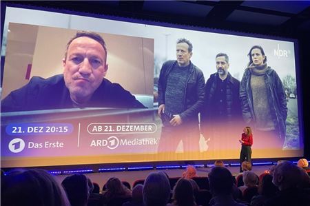 Hauptdarsteller Wotan Wilke Möhring konnte nicht vor Ort sein. Fotos: Hauke Eilers-Buchta