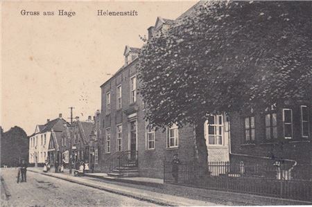 Helenenstift 1915: Bis 1948 diente das Gebäude als Kreiskrankenhaus Norden. Fotos: Privat