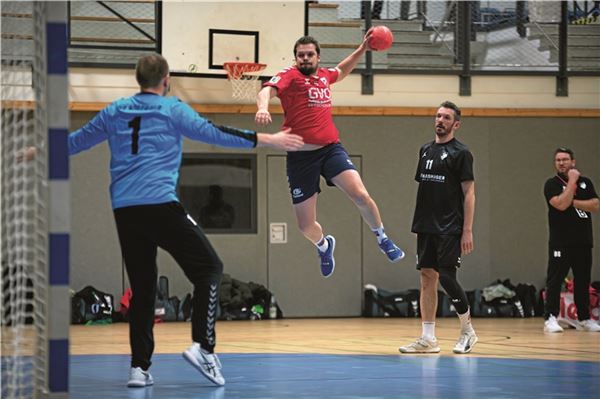 Herber Dämpfer. Gegen das bis dahin punktlose Schlusslicht TSV Altenwalde musste TuRa sich auf den letzten Drücker knapp geschlagen geben. Foto: Meret Edzards-Tschinke