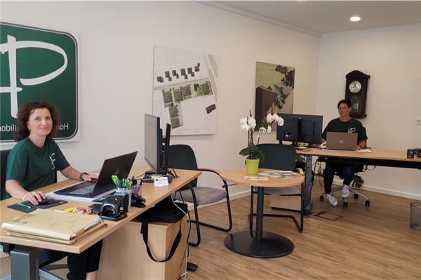 Unabhängig leben und den Alltag genießen HP Immobiliendienst berät persönlich und kompetent in der Rosenstraße in Marienhafe.