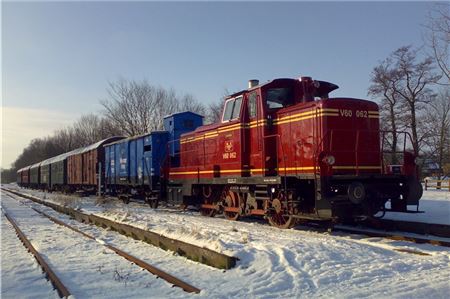 Im Advent bietet die MKO ihre beliebten Nikolausfahrten sowie die Fahrten zum Dornumer Weihnachtsmarkt an.