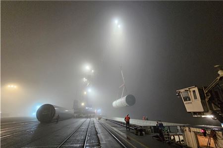 Impression von der Verladung in Emden. Foto: privat