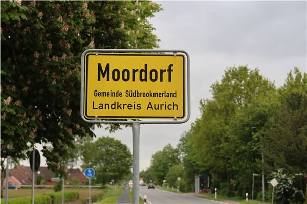 In der Gemeinde Südbrookmerland sollen einige Straßen saniert werden. Auch der Ritzweg in Moordorf ist betroffen.