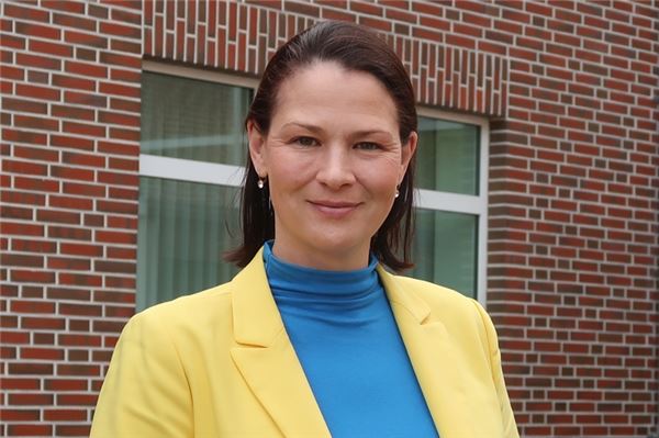 In Zukunft nicht mehr in gelb-blau: Sarah Buss tritt aus der FDP aus und wird als Parteilose für das Amt der Bürgermeisterin Aurichs kandidieren. Archivfoto: Klaus-Dieter Heimann