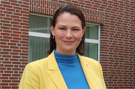 In Zukunft nicht mehr in gelb-blau: Sarah Buss tritt aus der FDP aus und wird als Parteilose für das Amt der Bürgermeisterin Aurichs kandidieren. Archivfoto: Klaus-Dieter Heimann