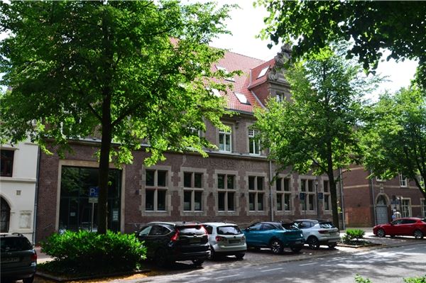 Die Alte Post am Norder Marktplatz