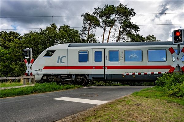 Intercity im Bereich Marienhafe: Sie fahren bis zum 14. Dezember - eher nicht.