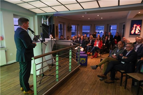 Jelto Müller, der Geschäftsführer der WLA, hob in seiner Begrüßung Perspektiven und innovative Lösungen in einem lebendigen Netzwerk hervor. Fotos: Silvia Cornelius