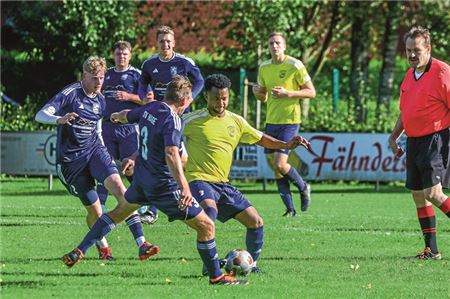 Klare Verhältnisse. Der SV Hage II zeigte sich torhungrig gegen das Schlusslicht TuS Halbemond. Foto: Nina Lehmann