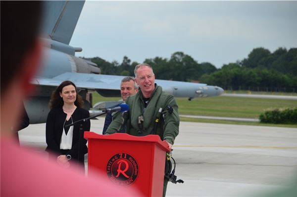 „Back Again“: Die Eurofighter sind wieder zurück in Wittmund Kommodore Björn Andersen ist froh, wieder „Back Again“ zu sein.
