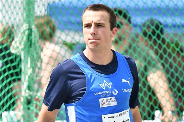 Neuer Look. William Wolzenburg trägt das Haar jetzt kurz und hat die Mütze abgelegt. In Halle setzte er sich in der AK U 18 durch.