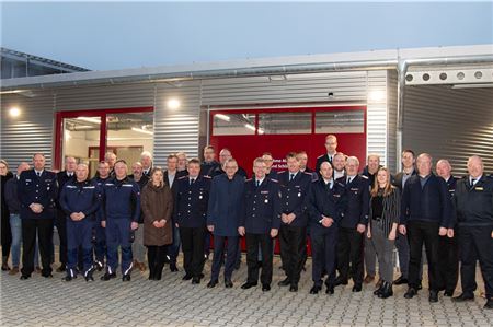 Nicht nur die Feuerwehrleute freuen sich über den Erweiterungsbau der FTZ in Georgsheil. Foto: privat