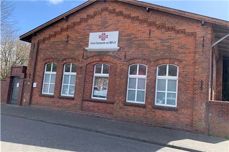 Nicht schön, aber selten. Die Norder Sielturnhalle, die 1894 ihrer Bestimmung übergeben wurde, ist nach wie vor im Besitz des NTV. Die Unterhaltung des Gebäudes ist aber mit großem Aufwand und hohen Kosten verbunden. Foto: I. Janssen