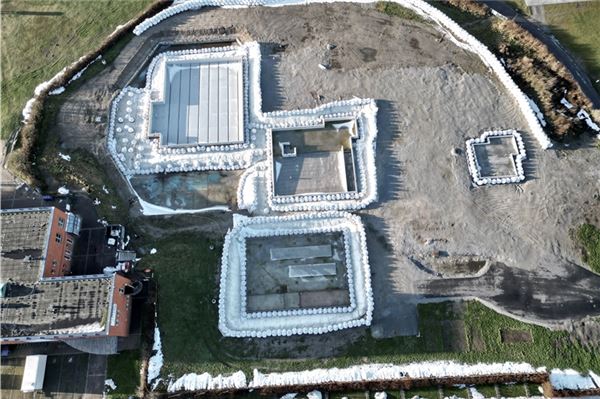 Noch herrscht auf der Baustelle kein Betrieb. Ab April gehen die Arbeiten dort wieder los.