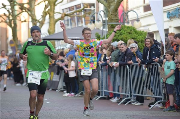 Verena Cordes und Andreas Kuhlen gewinnen den 43. Ossiloop