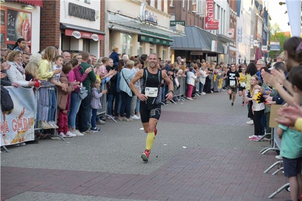 Verena Cordes und Andreas Kuhlen gewinnen den 43. Ossiloop