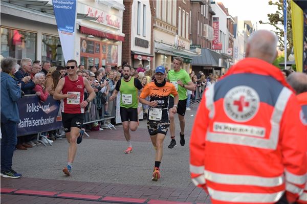 Verena Cordes und Andreas Kuhlen gewinnen den 43. Ossiloop