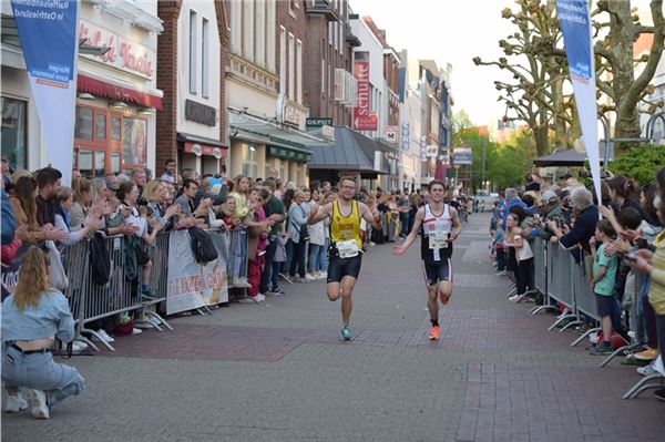 Verena Cordes und Andreas Kuhlen gewinnen den 43. Ossiloop