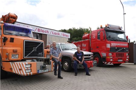 Otto Heinz (links) und Walter Janssen, der schon seit der Gründung in der Firma arbeitet. 
