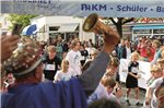 Schöne Atmosphäre. Beim Insellauf auf Norderney ist für gute Stimmung an der Strecke gesorgt. Der Start- und Zielbereich befindet sich auf dem Kurplatz. Foto: Staatsbad Norderney