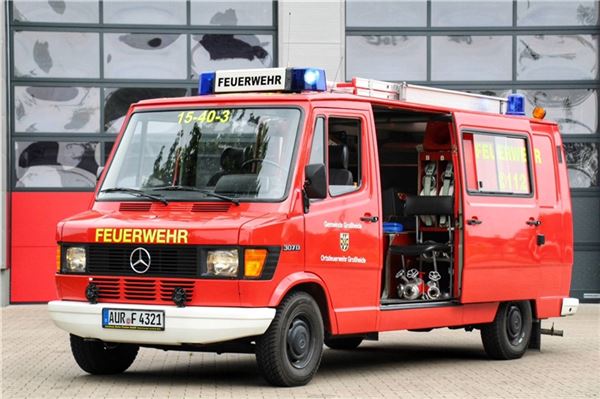 Seit 40 Jahren ist das TSF der Feuerwehr Großheide im aktiven EinsatzFoto: Herzigs Einsatzfahrten