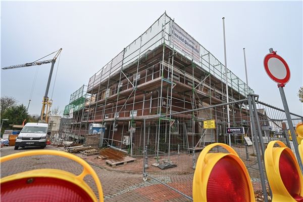 Statt der geplanten Sanierung entsteht ein gesamter Neubau. Foto: Ute Bruns