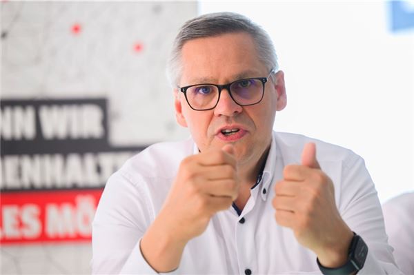 Thorsten Gröger, IG Metall-Bezirksleiter Niedersachsen und Sachsen-Anhalt.