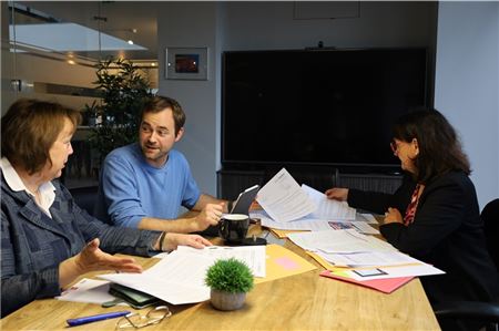 Vertreten ihre Fraktionen: Hillgriet Eilers(FDP, von links), Wilke Held (CDU) und Sabine Noetzel (SPD). Foto: Till Oliver Becker