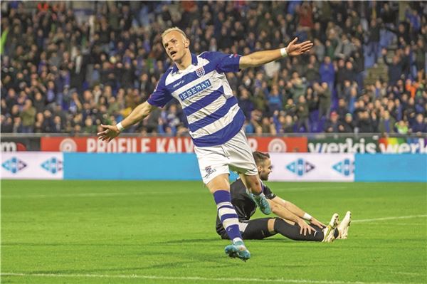 Vollstrecker und Vorlagengeber. Mit 23 Treffern schoss Lennart Thy PEC Zwolle als Torschützenkönig nach oben. Foto: Imago