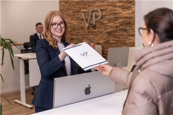 Seit Zehn Jahren in Ostfriesland vertreten VON POLL IMMOBILIEN bietet eine kostenfreie und unverbindliche Bewertung von Immobilien an.