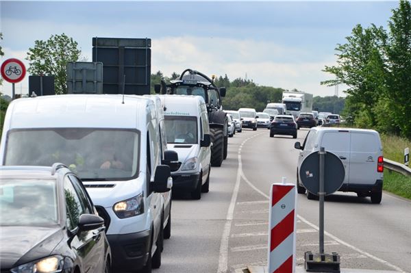 Bahnhofstraße gesperrt: Norden steht still