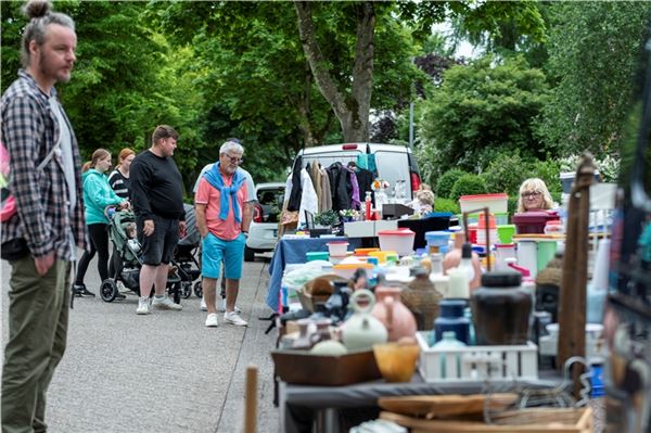 Großheide im Trödelfieber – 1. Dörp-Flohmarkt ist ein Erfolg