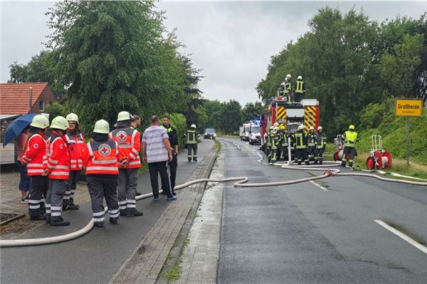 Stall in Großheide brennt komplett aus