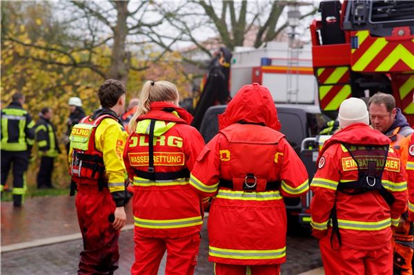 Mann tot aus dem Norder Tief geborgen – Polizei ermittelt