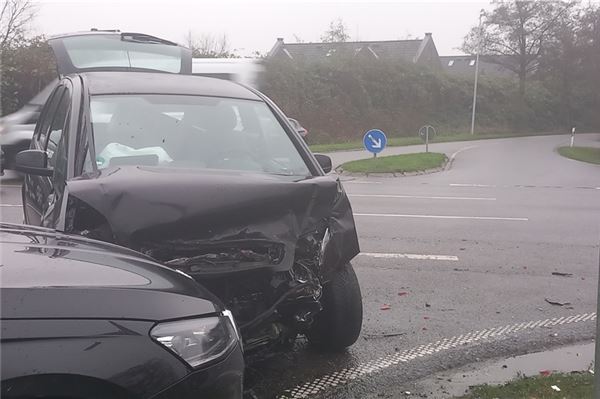 Unfall auf B72 in Norden