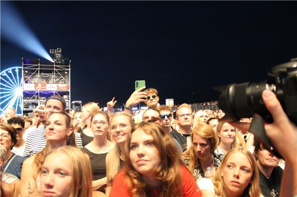 Open Air an der Werft: Westernhagen rockt Papenburg