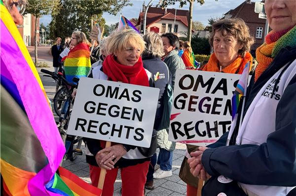 Rund 250 sind in Norden zum ersten Herbst Pride gestartet