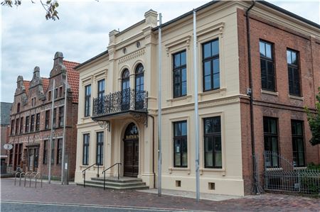 Wegen des für Freitag erwarteten Extremwetters bleiben das Rathaus sowie die Stadtbibliothek und das Jugendhaus in Norden geschlossen-
