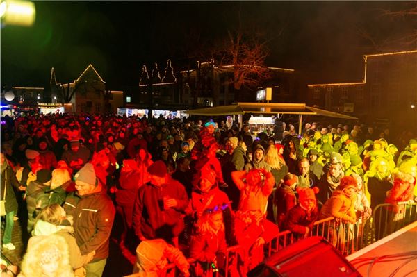 Zum vergangenen Jahreswechsel wurde erstmals auf dem Norder Mittelmarkt gefeiert.