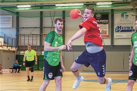 Zwangspause. Neben dem Langzeitverletzten Lutz Bohlken fällt der Kreisläufer Patrick Peters (Foto) aus. Foto: Hinrich Saathoff